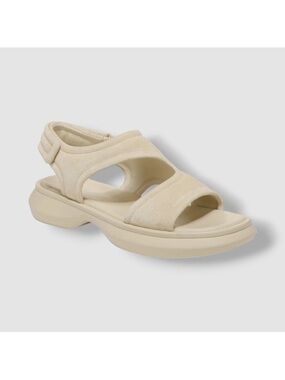 Vince Women's Fresca Sandals in a light beige size 9.5